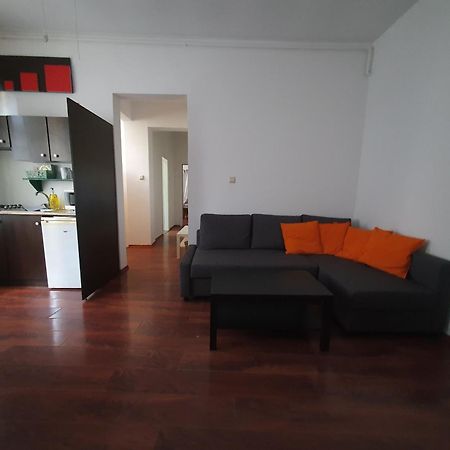 Апартаменты Unirii Guest Бухарест Экстерьер фото